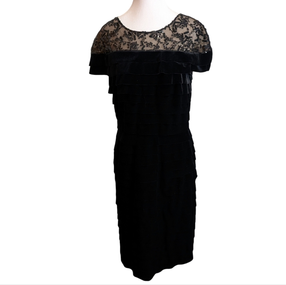 Tadashi Shoji Elegant Little Black Velvet Dress Beaded Lace‎ Size Large